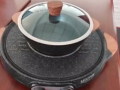摩飞电器公司制造烤涮一体锅 (240播放)